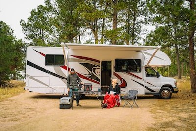 Quels sont les avantages d'un groupe électrogène pour partir en camping ?