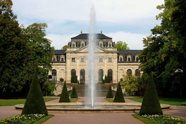 Explorez le charme du Manoir de Beauvoir lors d'un séjour à Poitiers