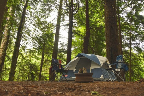 Comment créer une expérience de camping sensorielle pour les personnes atteintes d'autisme ?